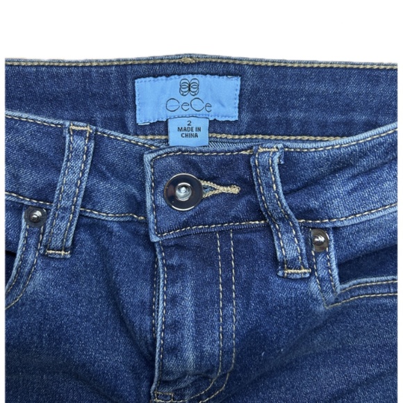 CeCe Jeans Sparkly Button Cuff Detail Women’s Size 2 Medium Wash - Picture 3 of 4